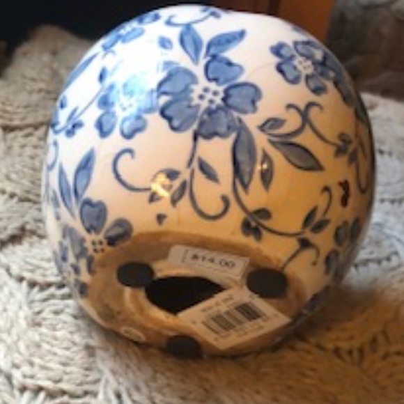 *HOST PICK* Aged Floral Apple Piece *NEW* - Picture 4 of 4